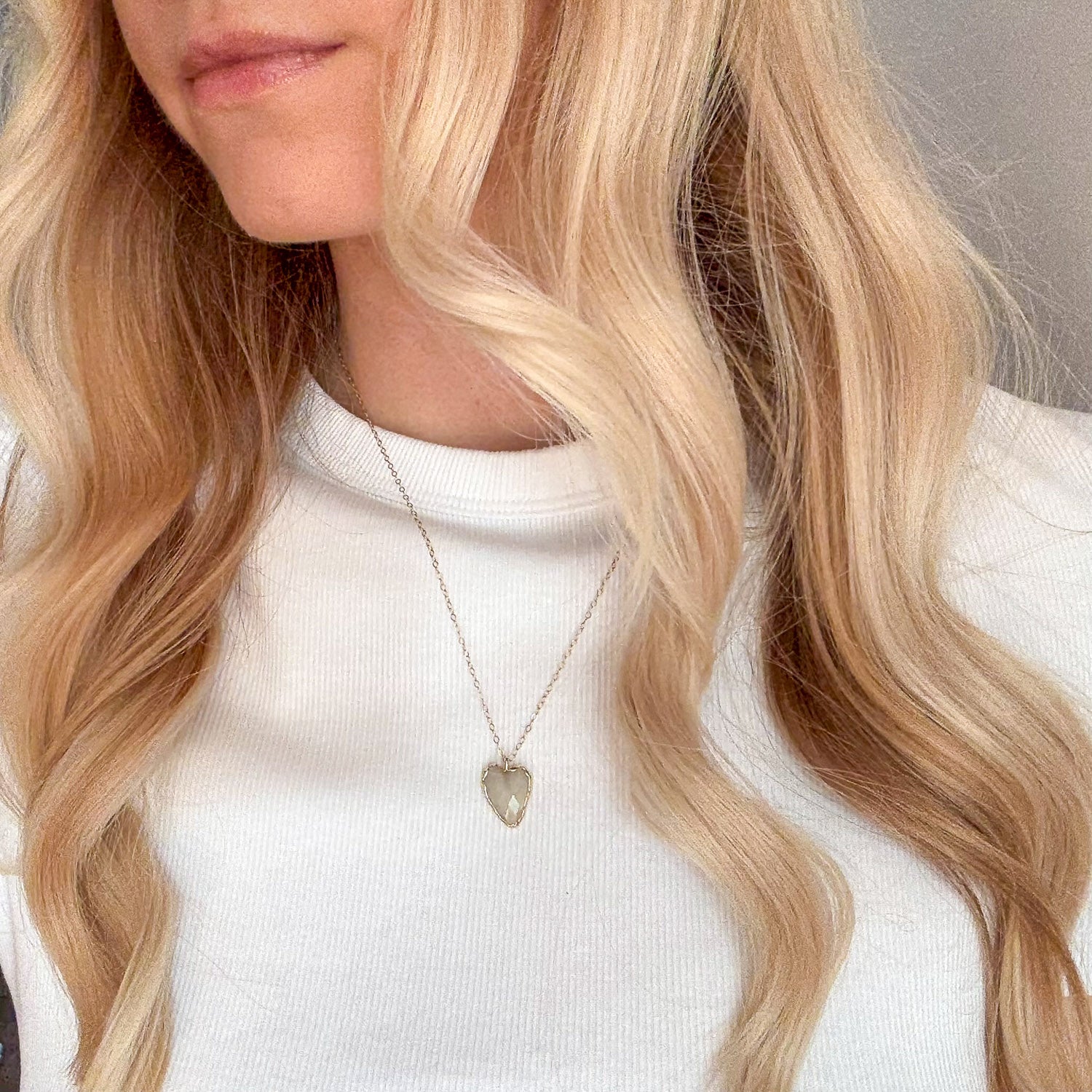 Heart Moonstone Necklace - Vinci Woman