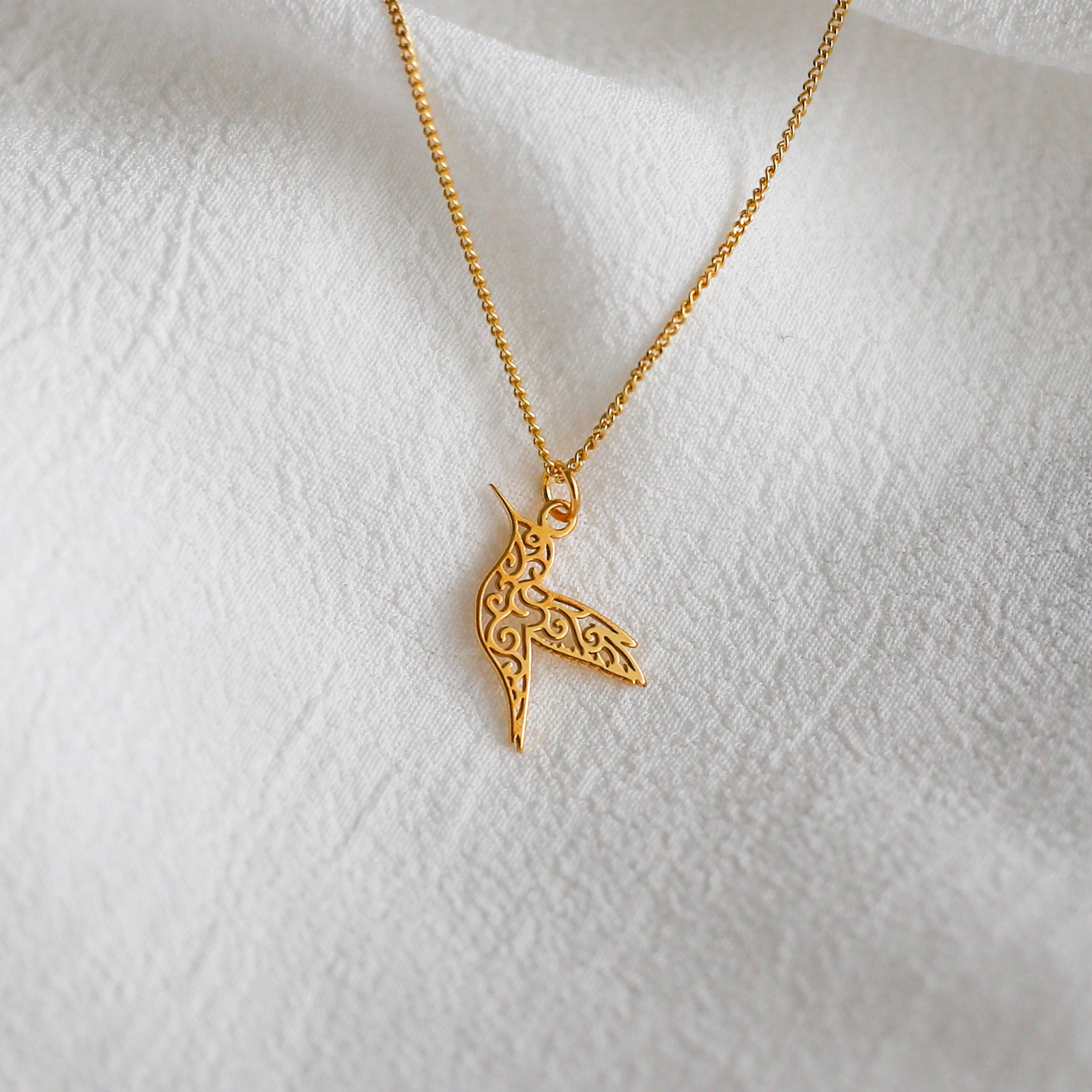 Resilience - Hummingbird Necklace - Vinci Woman
