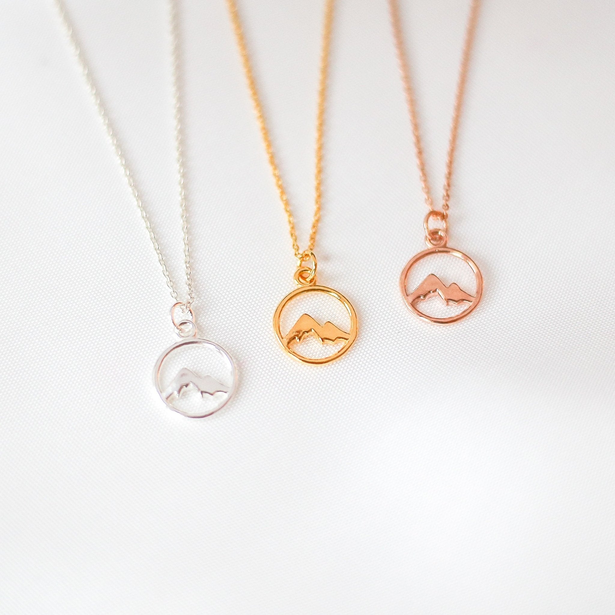 Gift For Friend - Mountain Necklace - Vinci Woman