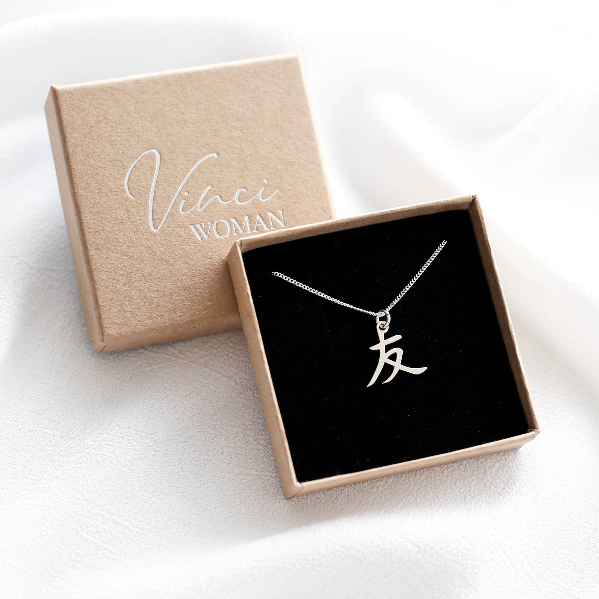 Friendship - Japanese Kanji Symbol Necklace - Vinci Woman