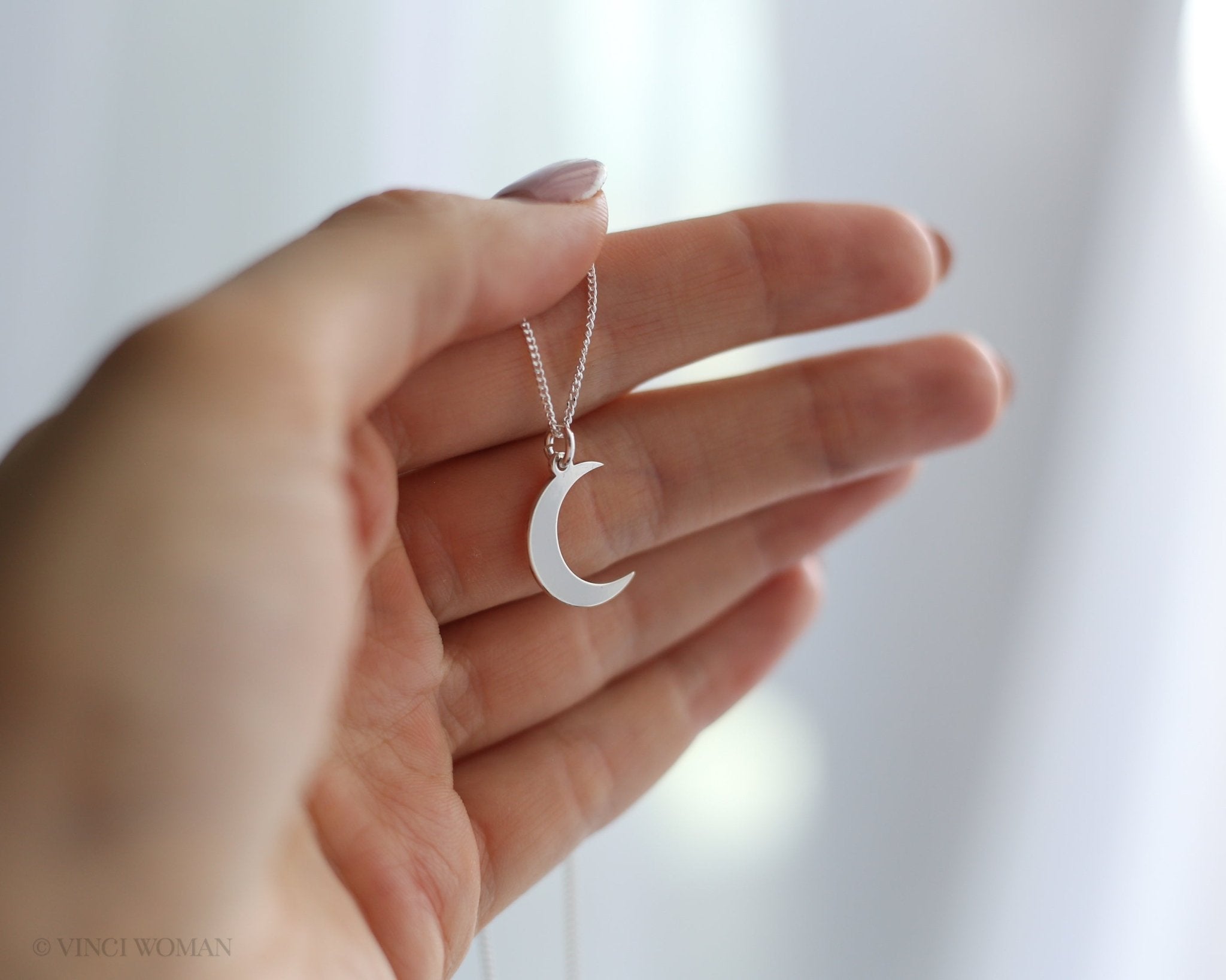 Moon Necklace - Wisdom, Power, Fertility & Change - Vinci Woman