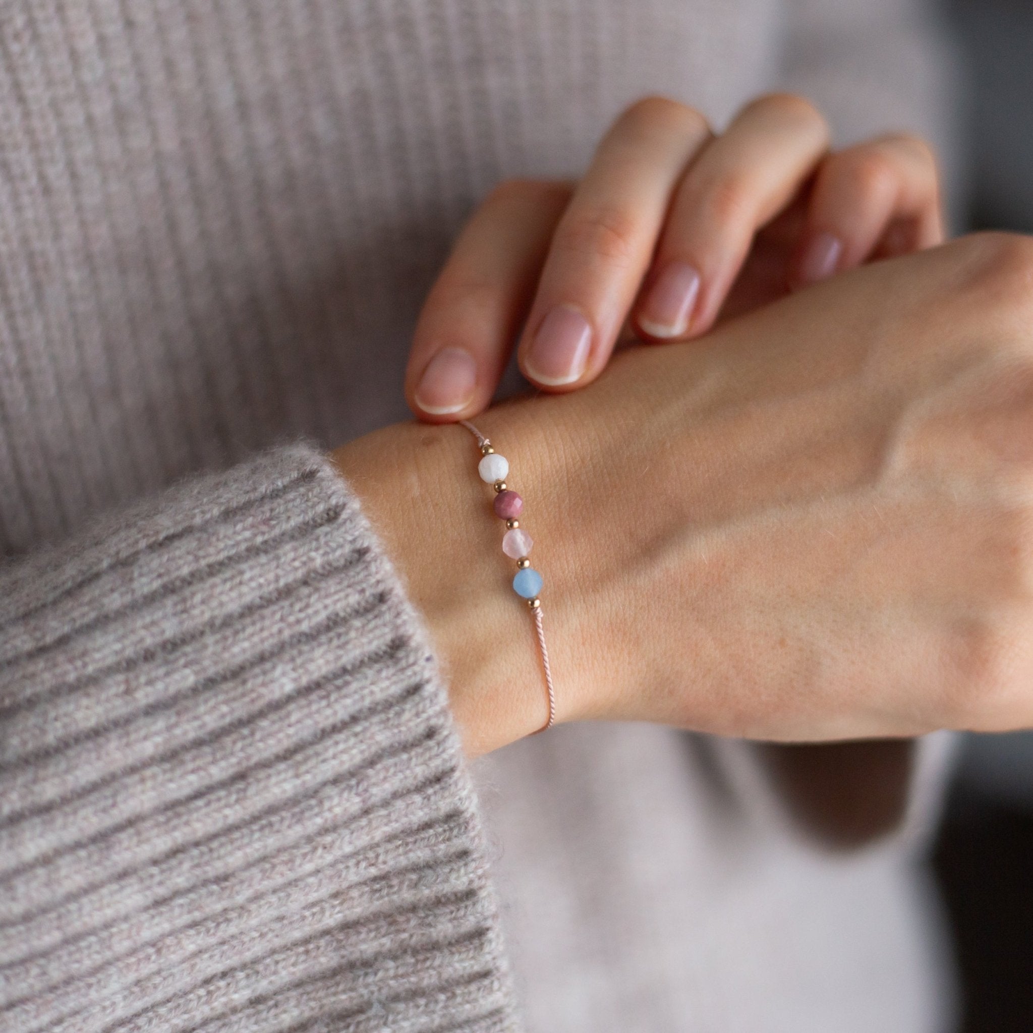 Pregnancy Gift – Support Crystal Cord Bracelet for Mums - to - Be - Vinci Woman