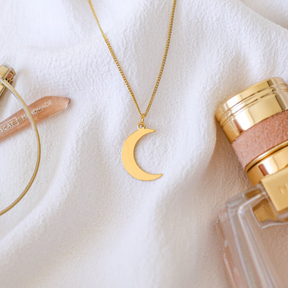 Moon Necklace - Wisdom, Power, Fertility & Change - Vinci Woman