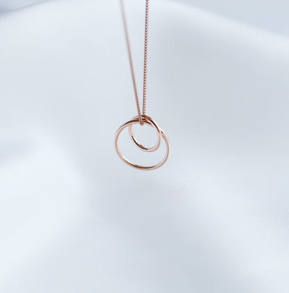 Interlocking Circle Necklace - Mother and Daughter Gift - Vinci Woman